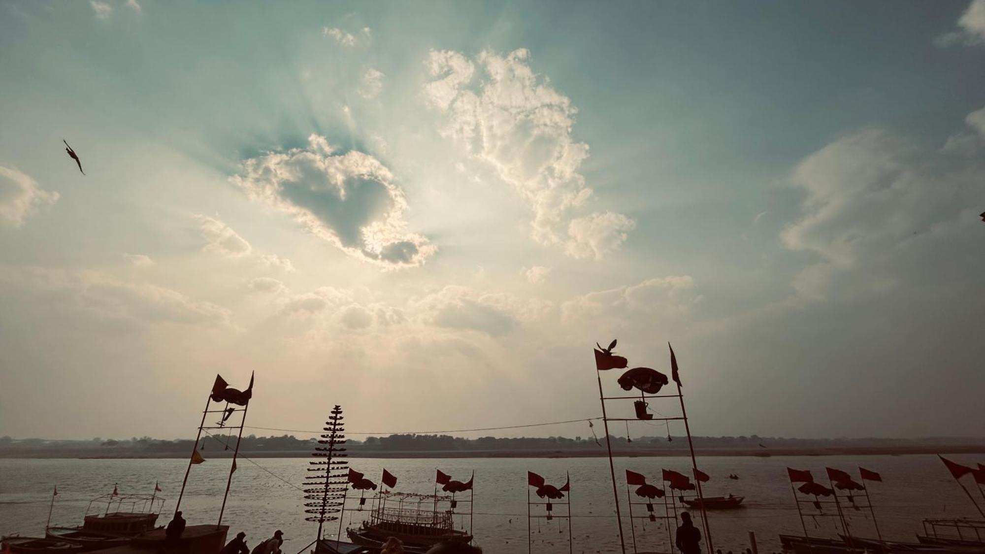 Tandon Lodge On The Ganga Ghat Homestay Benares Buitenkant foto